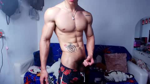 Snapshot of arnold_black69 chatting on February 2025 10:32:01 PM arnold black online show from February 2025 10:32:01 PM