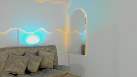 Snapshot of arohomlester_ chatting on June 2026 02:33:01 PM ARON online show from June 2026 02:33:01 PM