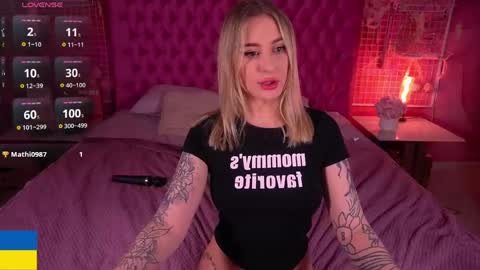 AROLINA online show from March 2026 11:30:02 PM