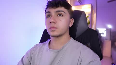 aron__cooper online show from December 2025 02:18:01 AM