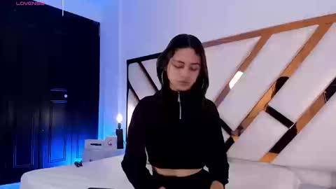 Aron cruz  online show from March 2026 01:17:01 PM