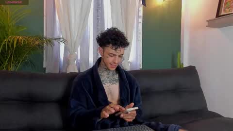 Aron ford online show from November 2025 12:27:02 PM