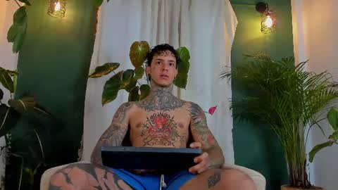 Snapshot of aron_ford chatting on July 2026 10:27:01 PM Aron ford online show from July 2026 10:27:01 PM