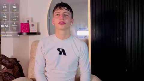 Snapshot of aron_tay chatting on October 2025 03:08:01 AM  your aron  online show from October 2025 03:08:01 AM