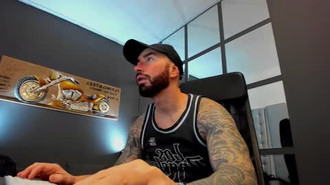 AronGrant online show from January 2025 08:46:02 AM