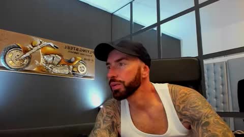 AronGrant online show from October 2025 09:07:01 AM