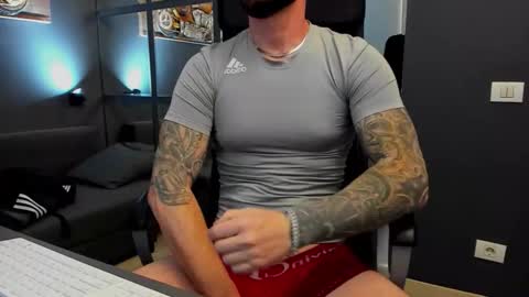 AronGrant online show from November 2025 11:12:01 AM