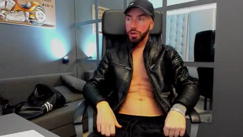 AronGrant online show from January 2026 10:52:02 AM