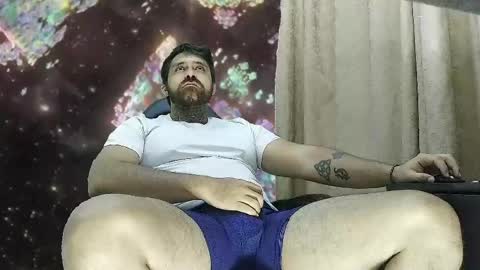 Snapshot of aronmiller404 chatting on May 2026 10:32:02 AM aronmiller online show from May 2026 10:32:02 AM