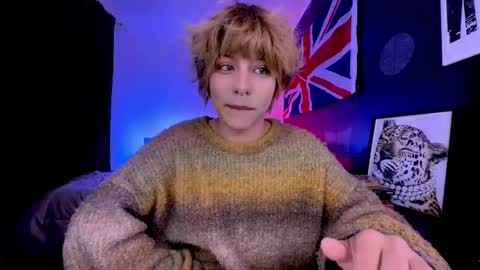 Snapshot of aronn_44 chatting on June 2026 05:07:01 AM Aaron online show from June 2026 05:07:01 AM