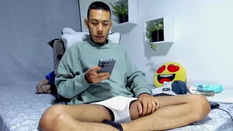 Snapshot of aronxx_ chatting on February 2025 10:04:01 AM BLACK FRIDAY 55 OFF ON MY ONLYFANS. online show from February 2025 10:04:01 AM