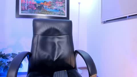 Snapshot of aroon_connor chatting on December 2024 04:16:02 AM   online show from December 2024 04:16:02 AM