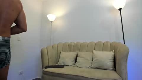 Snapshot of aroon_connor chatting on September 2025 01:27:02 AM   online show from September 2025 01:27:02 AM