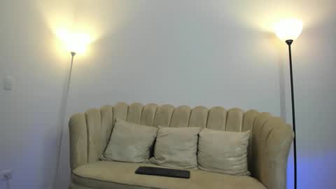 Snapshot of aroon_connor chatting on September 2025 12:14:01 AM   online show from September 2025 12:14:01 AM