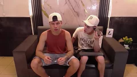 Aroon   online show from March 2026 04:27:02 AM