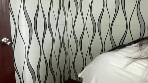 KATE MORE  online show from March 2025 03:01:01 AM