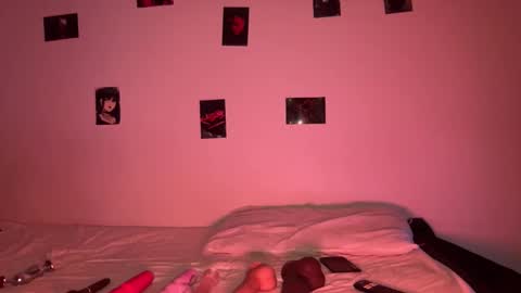 Arrabella online show from December 2025 11:12:01 PM