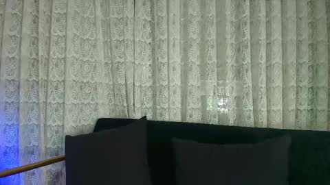    online show from September 2025 04:57:01 AM