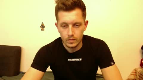 arromwilliam90 online show from January 2025 06:10:01 PM