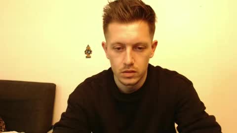 arromwilliam90 online show from January 2025 10:52:02 AM