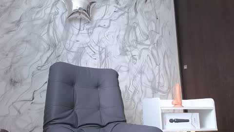   online show from October 2025 12:17:02 PM