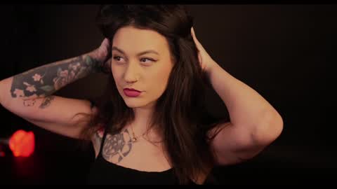 Maya online show from February 2025 11:30:01 AM