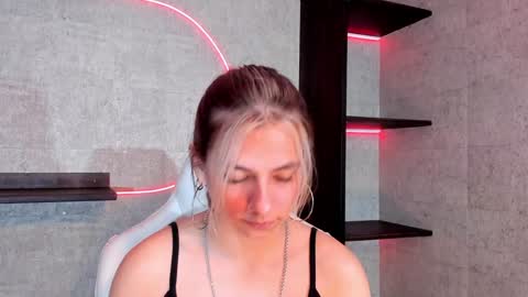 artemisablake online show from January 2025 12:25:01 AM