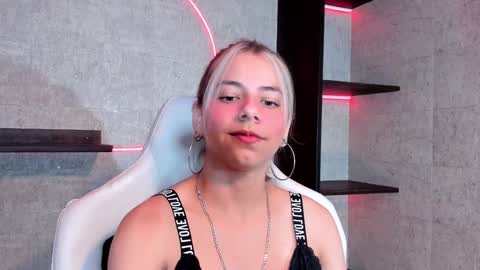 artemisablake online show from January 2025 09:31:02 PM