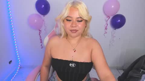 Val online show from September 2025 01:53:01 AM