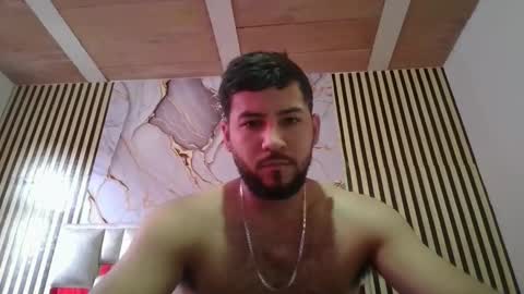 arthur1718 online show from January 2026 09:53:02 PM