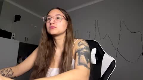 Snapshot of arthurmomaya chatting on March 2026 03:59:01 PM Mia online show from March 2026 03:59:01 PM