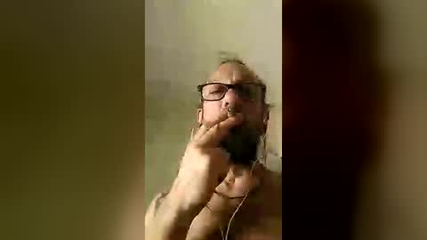 Snapshot of artisanmixbeverage chatting on July 2026 02:34:01 PM artisanmixbeverage online show from July 2026 02:34:01 PM