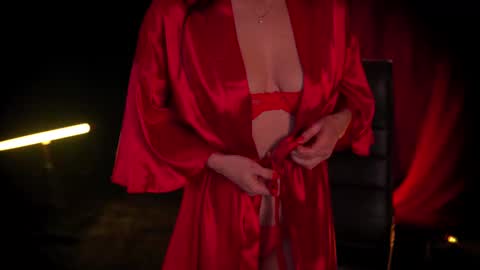 Snapshot of artmarlene chatting on February 2025 12:03:01 AM Marlene online show from February 2025 12:03:01 AM