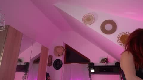 Amalia online show from October 2025 01:56:01 AM