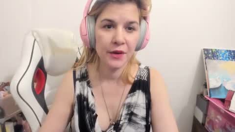 MIA online show from December 2025 06:13:02 PM