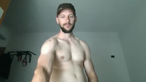 artur833 online show from April 2026 09:39:33 PM