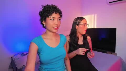 Ariana and Kelsieh online show from March 2025 10:28:02 PM