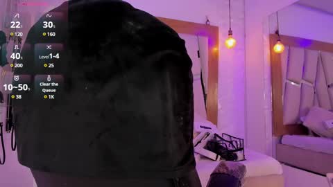 Ary Cooper online show from March 2025 02:59:02 PM