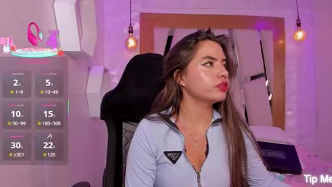 Ary Cooper online show from December 2025 03:42:01 PM