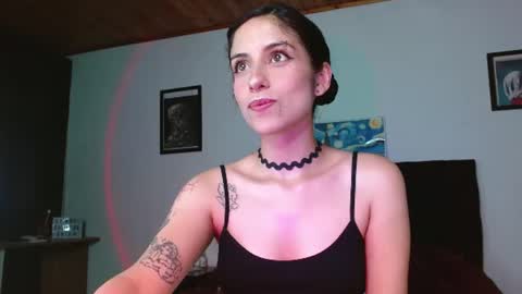   Independent Model online show from June 2026 01:30:02 AM
