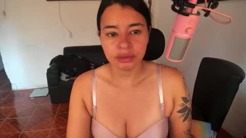 Snapshot of arya_miller chatting on October 2025 01:42:02 PM Arya Miller online show from October 2025 01:42:02 PM