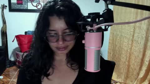 Snapshot of arya_miller chatting on June 2026 04:59:01 AM Arya Miller online show from June 2026 04:59:01 AM