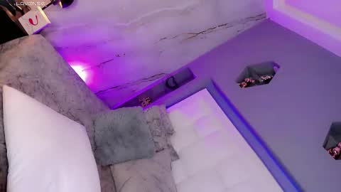 aryajanee online show from March 2026 04:51:02 AM