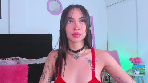 Snapshot of aryane_art_ chatting on November 2025 10:15:02 PM carol online show from November 2025 10:15:02 PM