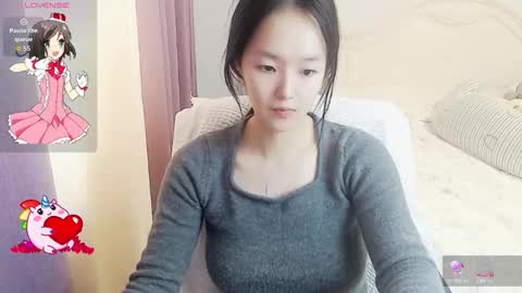 Lily online show from October 2025 03:29:02 AM