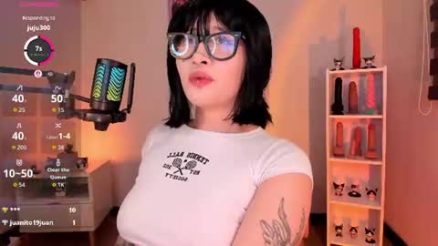 Snapshot of asami_chieko_ chatting on June 2026 10:54:02 PM Asami online show from June 2026 10:54:02 PM