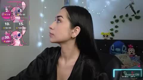 Asena online show from November 2025 07:24:01 PM