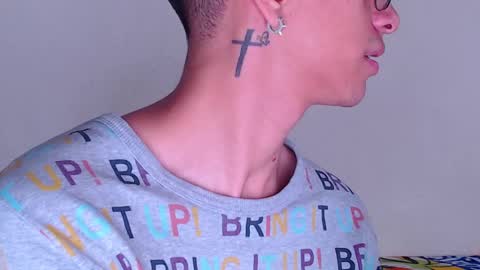 Snapshot of ash_v1 chatting on February 2025 05:48:01 PM Ash online show from February 2025 05:48:01 PM