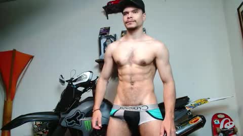 ash_wingrant online show from November 2025 11:37:01 PM