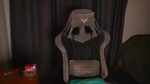 Jerk Machine online show from December 2025 01:05:02 PM